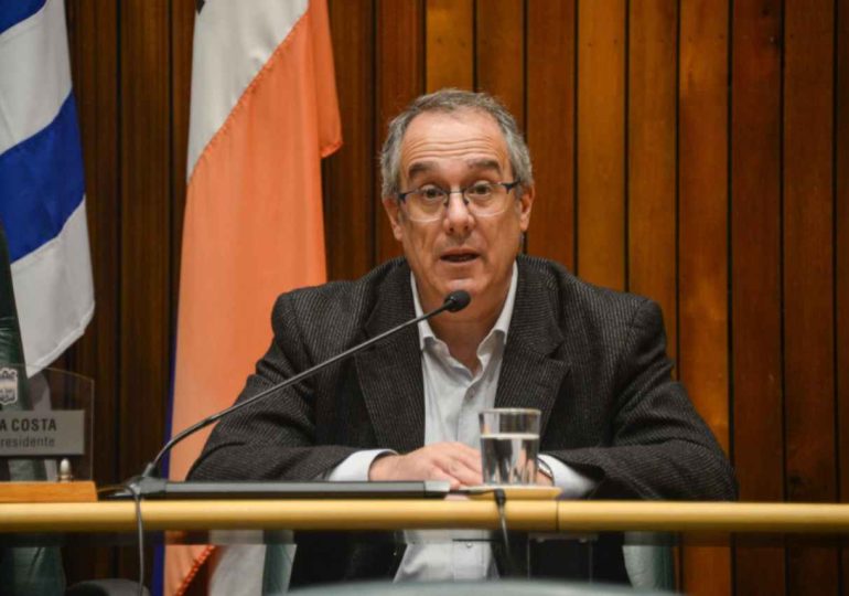 Mahía presentó en Maldonado el proyecto de Universidad de la Educación