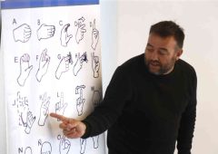 Comienzan los talleres de Lengua de Señas Uruguaya en distintos municipios