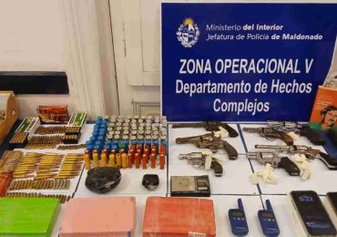 Allanamiento en San Carlos: incautan arsenal y presunta cocaína; un hombre fue enviado a prisión preventiva