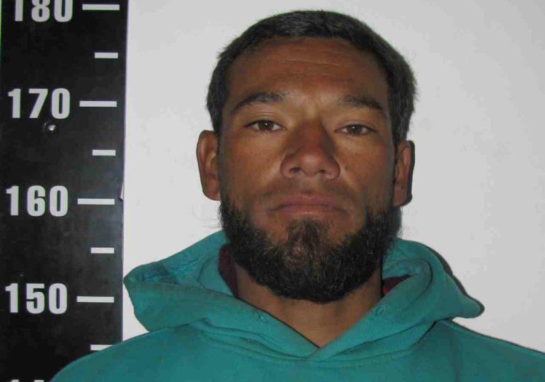 Condenado a prisión por amenazar con un destornillador en un predio privado