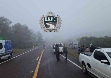 Choque entre ómnibus y micro escolar dejó tres lesionados en Ruta 5