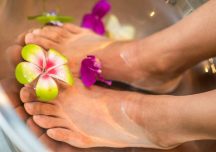 Los mejores productos de pedicura para convertir el cuidado de tus pies en casa