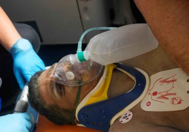 Rescatan con vida a un guardia de seguridad tras más de una semana bajo los escombros en Venezuela