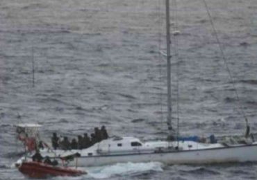 Operación “MIRLO”: incautan más de una tonelada de droga en un velero e investigan red internacional