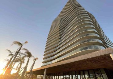 Frenan obra de lujo en Punta del Este y envían 47 obreros al seguro