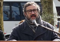 Educación y libertad fue destacado por De León en acto patrio
