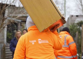 IDM aceleró el realojo de una familia evacuada en Los Eucaliptus durante la alerta roja