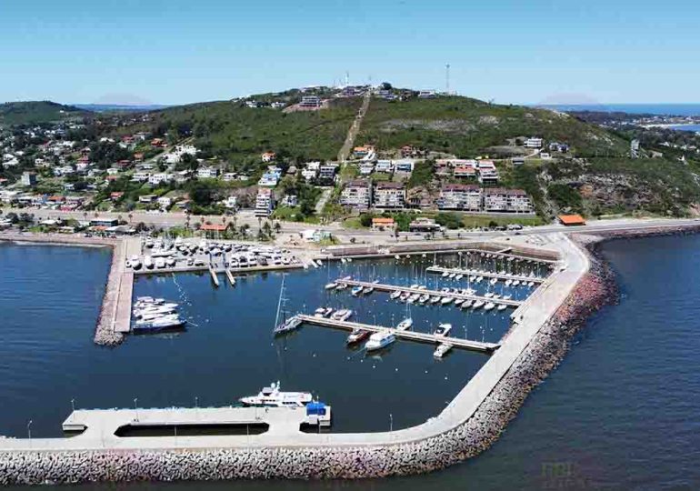 ANP proyecta unificar oficinas públicas en un nuevo edificio del puerto de Piriápolis