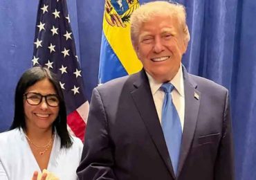 Delcy Rodríguez califica de "histórica" su reunión con Trump