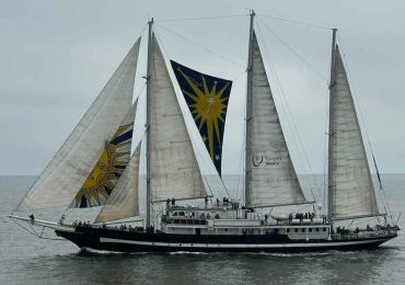 El Velero Escuela Capitán Miranda se encuentra en la Bahía de Maldonado