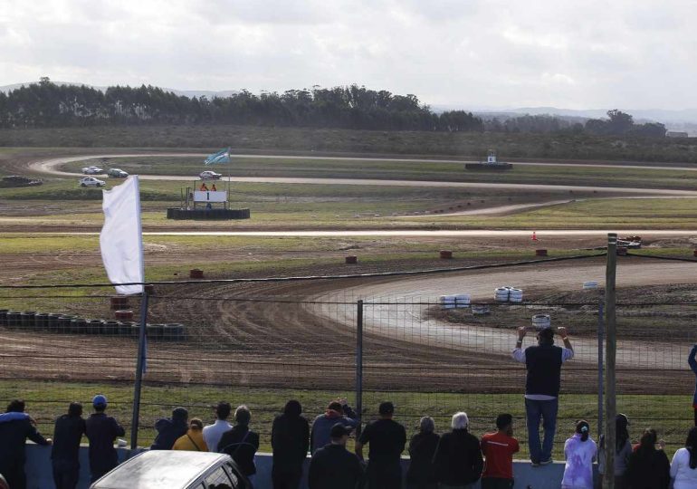Doble jornada de motocross y automovilismo se vivirá en el Polideportivo Motor Maldonado
