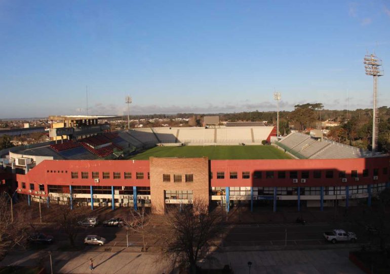 Zona de exclusión por partido de fútbol en Campus