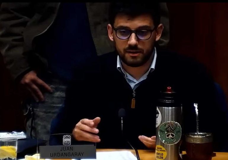 Urdangaray marcó diferencias entre los planteos del PN y sus decisiones a nivel nacional