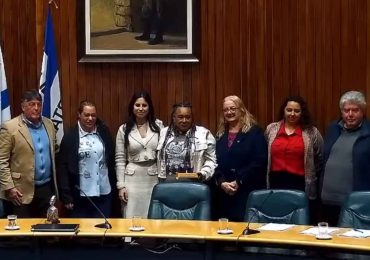 La Junta Departamental reconoció a Virginia Ferretti por su trabajo social en Maldonado