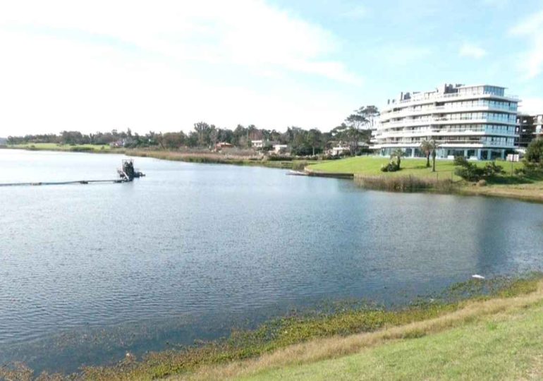 Abella envió a la Junta proyecto para proteger y recuperar la Laguna del Diario