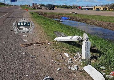 Un motociclista murió al chocar contra un cartel en Ruta 5