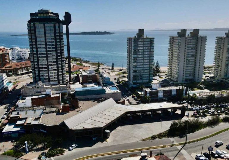 Abella aclaró el futuro de la terminal de Punta del Este: «No se cierra, se transforma»
