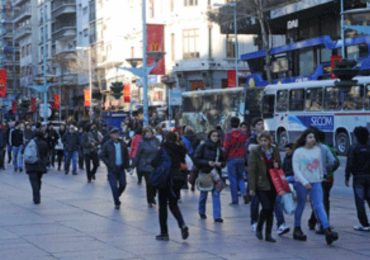 El 45% de los uruguayos aceptaría un gobierno no democrático si resuelve los problemas del país