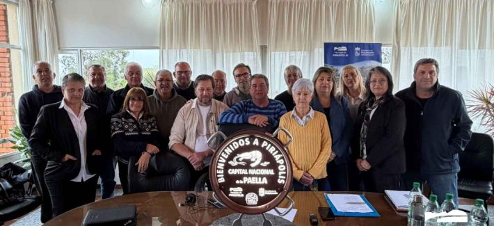 Presentaron la maqueta del monumento que distinguirá a Piriápolis como Capital Nacional de la Paella